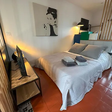 Chez Auguste - 3 Etoiles Apartment *